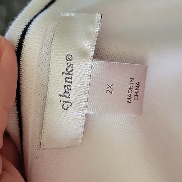 CJ Banks White Cold Shoulder Sweater Size 2X - Picture 5 of 9